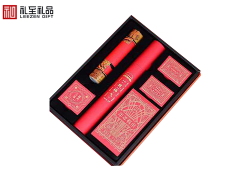 定制送員工的春節(jié)禮品方法